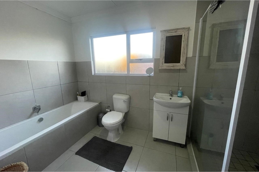 3 Bedroom Property for Sale in Glen Eden Eastern Cape